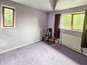 Bedroom:- click for photo gallery
